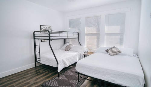 Apartment (2 Bedrooms)
