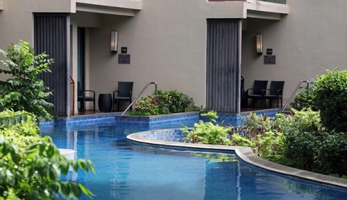Lagoon Access Room with King Bed