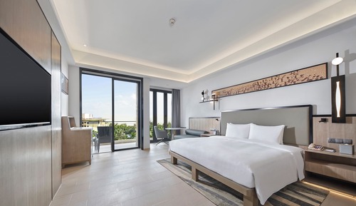 Premier Garden View Room with King Bed