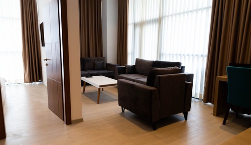Deluxe Studio Suite