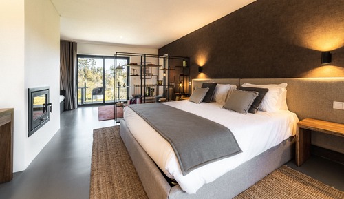 Family Studio Suite, Garden View