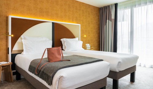 Chambre Classique, 2 lits simples et fauteuil convertible (1 personne)