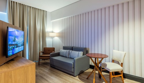 Executive Studio Suite