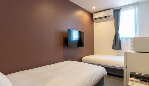 Standard Twin Room (check-in is not available after 11PM)