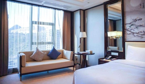 Superior Room, 1 King Bed, Non Smoking