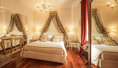 Junior Double Room
