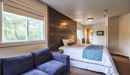 Port Sydney Suite