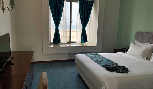 Superior Double Room, 1 Queen Bed, Non Smoking, Pool View