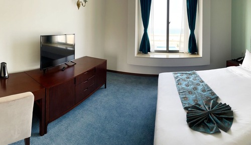 Superior Room, Non Smoking, Pool View
