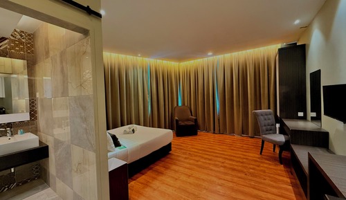 Premium Double Room