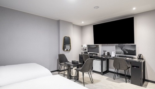 Room (Twin Room-Early check-in (Netflix/sty)