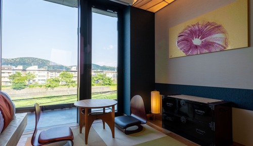 Deluxe Room, Balcony (River)