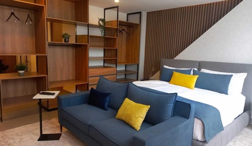 Premium Apartment
