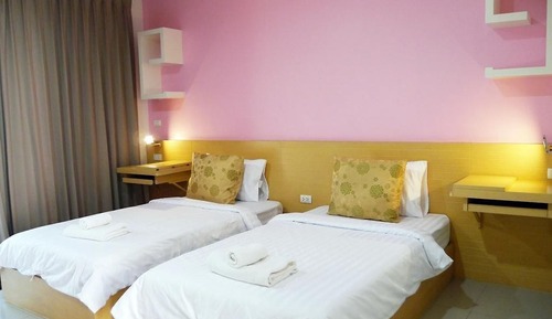 Deluxe Suite