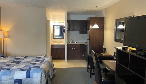 Standard Single Room (Standard Kitchenette)