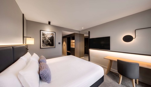 Room, Harbor View