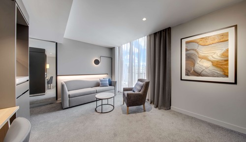 Deluxe Suite