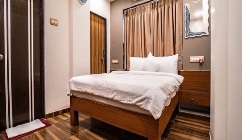 Standard Executive Room