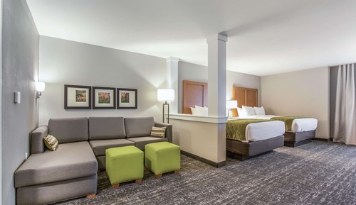 Suite, Multiple Beds, Non Smoking