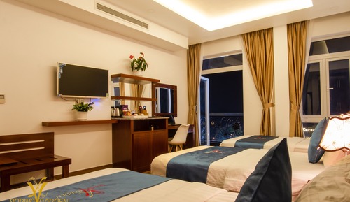Superior Quadruple Room, Lake View