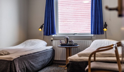 Basic Twin Room, Shared Bathroom