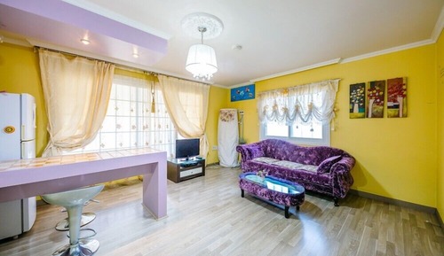 Room (Atti)