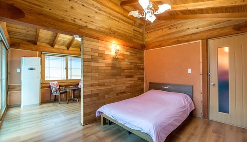 Room (Mettugi)