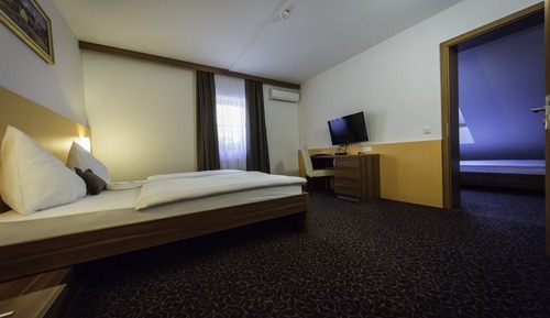 Standard Quadruple Room