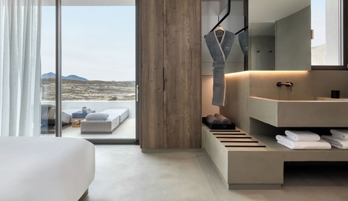 Superior Suite Horizon View with Private Chill Out Pool