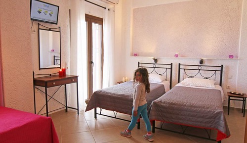 Comfort Triple Room