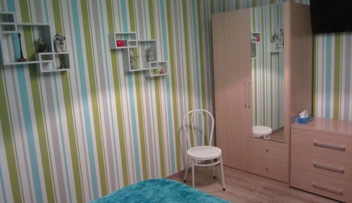 Double Room (Turquoise)