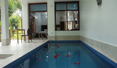 Couple Villa (with Swimming Pool)