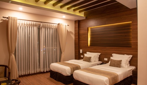Deluxe Twin Room, 2 Twin Beds, Balcony, City View