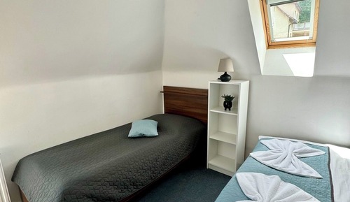 Economy Triple Room, 1 Bedroom, Shared Bathroom