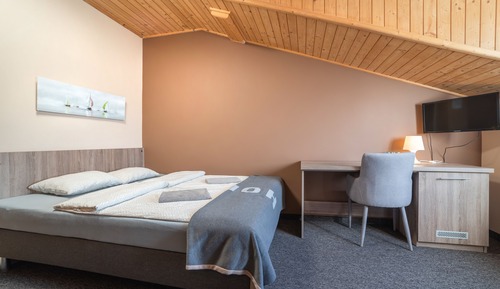 Double Room (3)