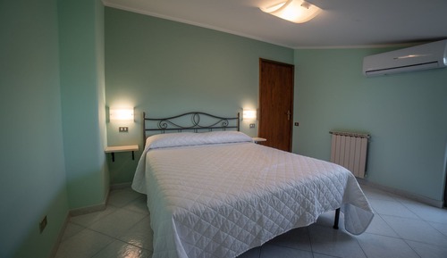 Family Quadruple Room, Connecting Rooms, Mountain View