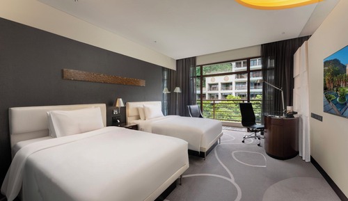 Room, 2 Double Beds, Balcony, Courtyard View