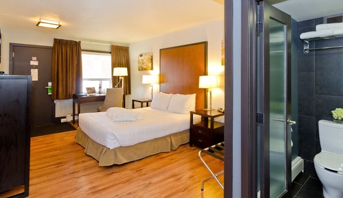 Deluxe Room, 1 Queen Bed