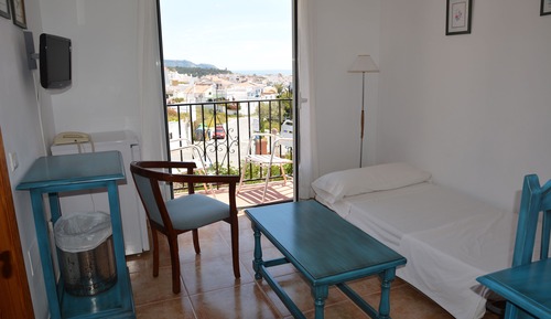 Family Room, Balcony, Partial Sea View (2 adults and 2 children)