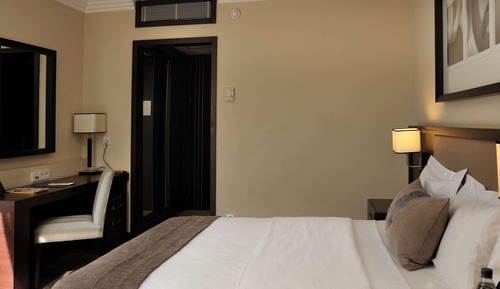 Classic Room, 2 Twin Beds, Garden View