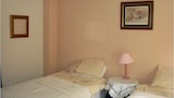 Double Room, Ensuite (with Connecting Twin Room)
