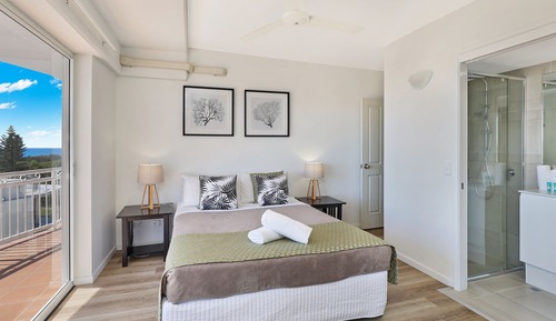 3 Bedroom Apartment with Ocean Views
