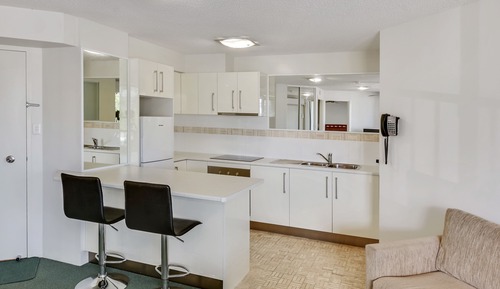 Excellsior Superior 1 Bedroom Apartment