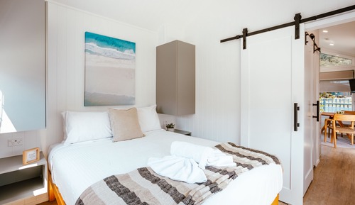 Signature Cabin, 1 Bedroom, Non Smoking, Balcony