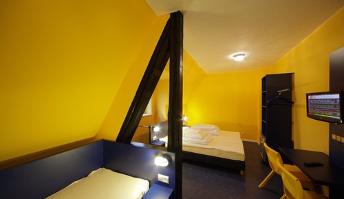 Triple Room, Shared Bathroom