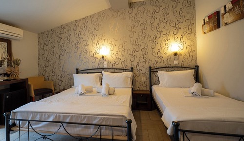 Triple Room (Partial Meteora View)
