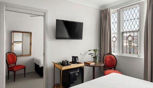 Family Room, 2 Bedrooms
