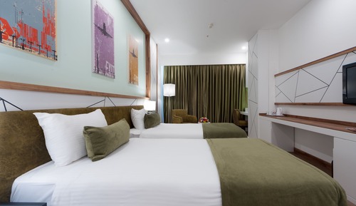 Deluxe Double or Twin Room