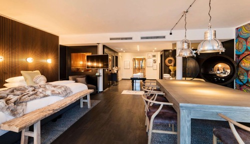 Executive Suite, River View