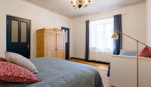 Superior Suite, 1 Bedroom, Non Smoking, Garden View (James)